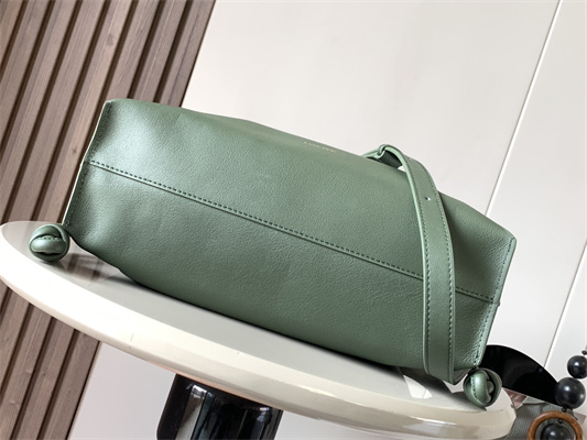 Loewe Medium Flamenco clutch in nappa calfskin