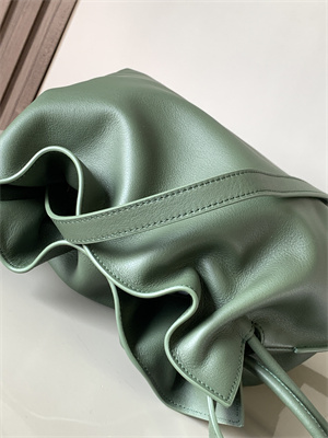 Loewe Medium Flamenco clutch in nappa calfskin