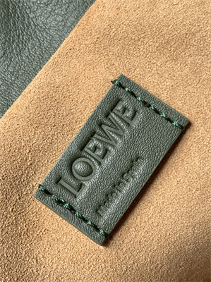 Loewe Medium Flamenco clutch in nappa calfskin