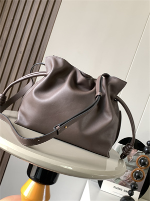 Loewe Medium Flamenco clutch in nappa calfskin