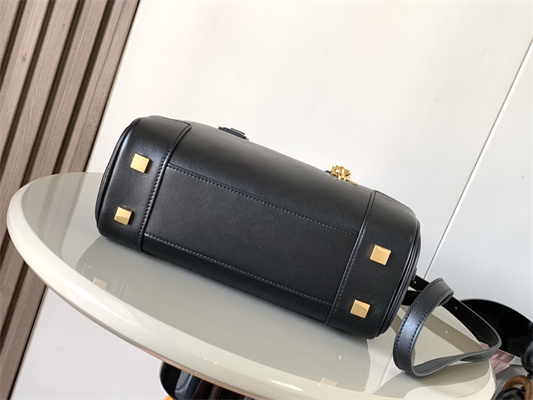 Loewe Amazona 23 Bag In Nappa Calfskin Black