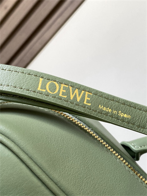Loewe Amazona 28 Bag In Nappa Calfskin Green