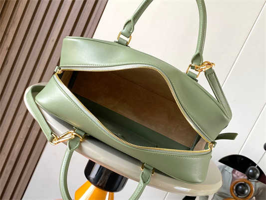 Loewe Amazona 28 Bag In Nappa Calfskin Green