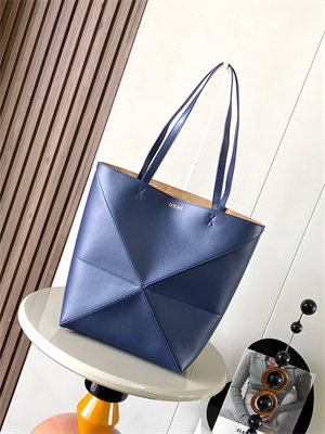 Loewe Medium Puzzle Fold Tote In Shinny Calfskin Anbyss Blue