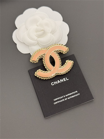 Chanel Brooch 33185