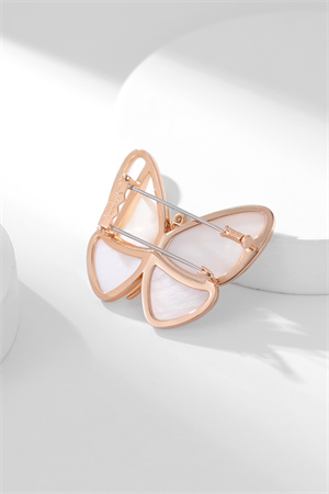 Butterfly Brooch In Pinctada maxima 33265