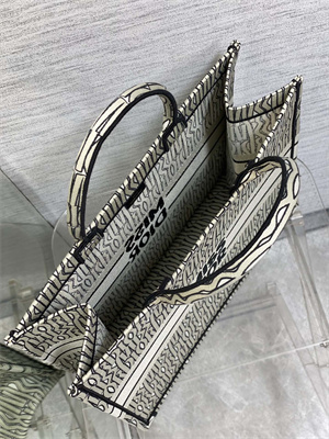 CD Miss Dior Large Book Tote Allover Emb Green