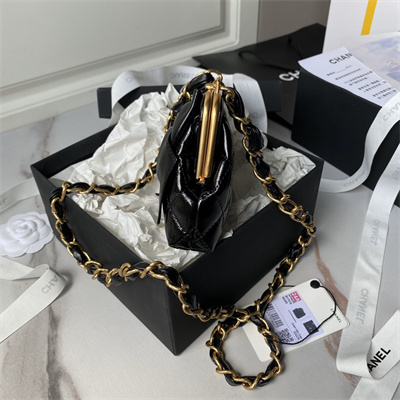 Chanel CLUTCH WITH CHAIN Lambskin Gold-Tone Metal Black AP4028