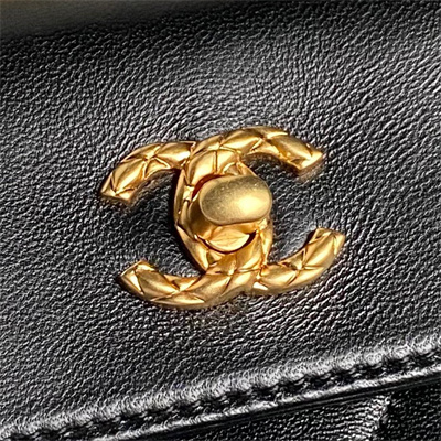 Cha.nel Small Tote Lambskin Black AS5036