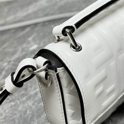 Fen.di BAGUETTE Phone Pouch Nappa Leather White