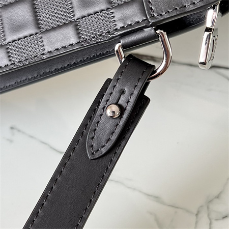 L.V Stand Pouch Damier Infini Black N64050