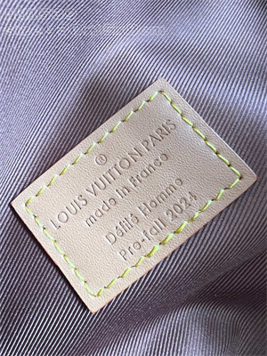 L.V Rush Bumbag Monogram Dust coated canvas M11539