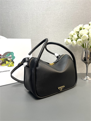 Prada Darling leather handbag Black Color 1BA451