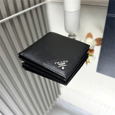 Prada Saffiano Leather Wallet Black 2M0513