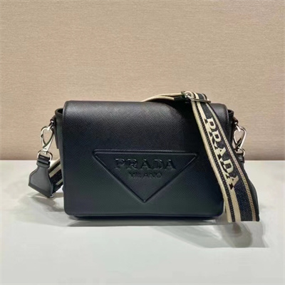 Prada Saffiano Leather shoulder bag In Black 2VD046