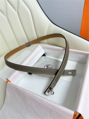 Hermes Kelly 18 Belt Epsom Leather Silver Hardware Etoupe