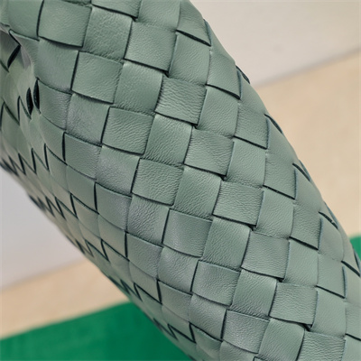 BV Small Hop Shoulder Bag In Calfskin