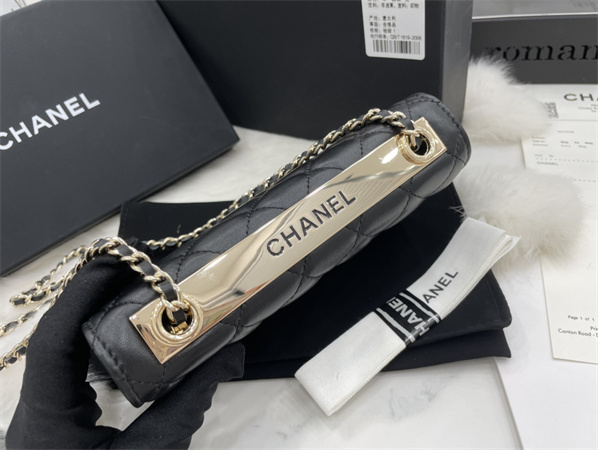 Cha.nel Trendy CC Wallet On Chain Lambskin Gold Tone Metal In Black A80982