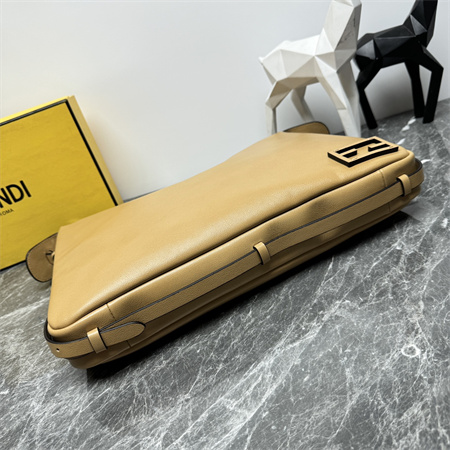 Fendi Simply Large Calfskin Bgg Brown Color