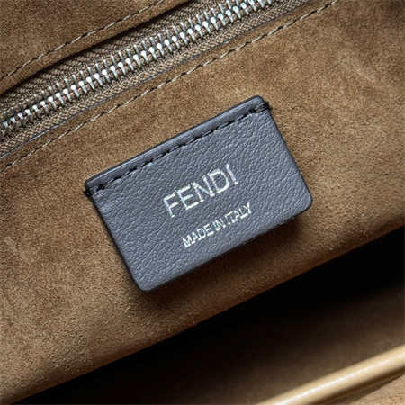Fendi Simply Medium Calfskin Bgg Brown Color