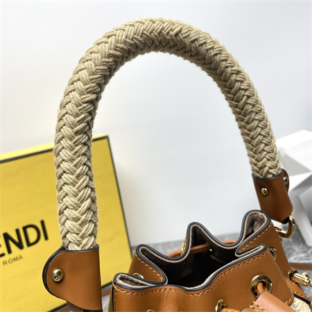 Fen.di MON TRESOR Nature Raffia Mini Bag