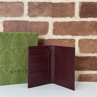 Gu.cci GG passport case with bordeaux interior Supreme Canvas 795229