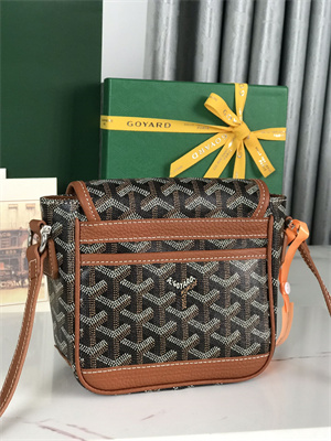 Goyard Grand Bleu PM Shoulder Bag Goyardine Canvas &  Calfskin