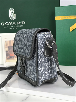 Goyard Grand Bleu PM Shoulder Bag Goyardine Canvas &  Calfskin