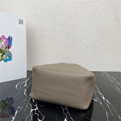 Prada Medium Leather Tote 1BG335