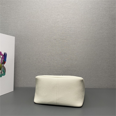 Prada Medium Leather Tote 1BG335