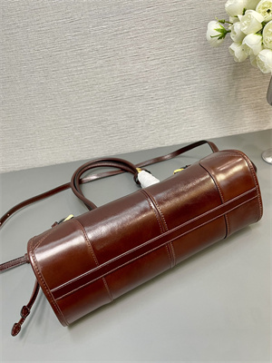 Prada Medium leather handbag 1BA426