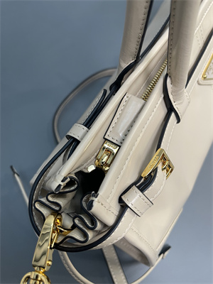 Prada Medium leather handbag 1BA426