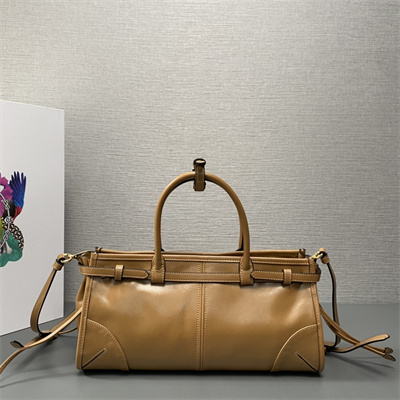 Prada Medium leather handbag 1BA426