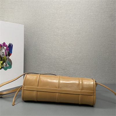 Prada Medium leather handbag 1BA426