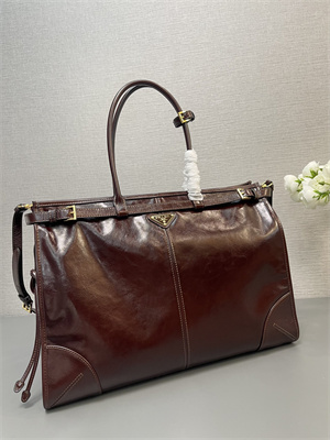 Prada Large leather handbag Burgundy 1BA439