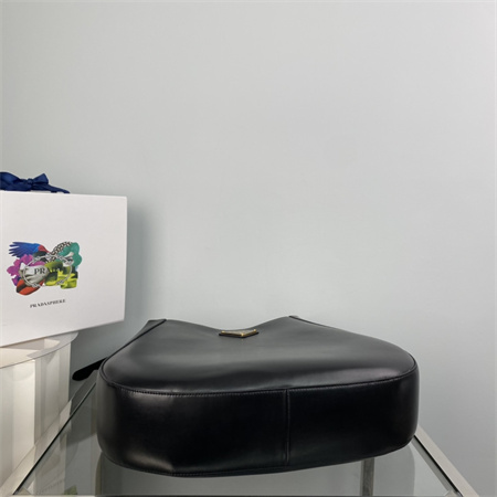 Prada Large leather shoulder bag with topstitching Black 1BC181