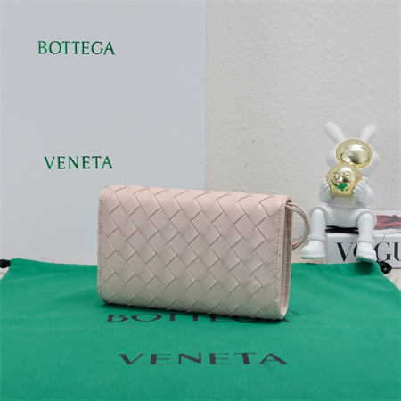 BV Andiamo Large Flap Wallet Lambskin Lotus
