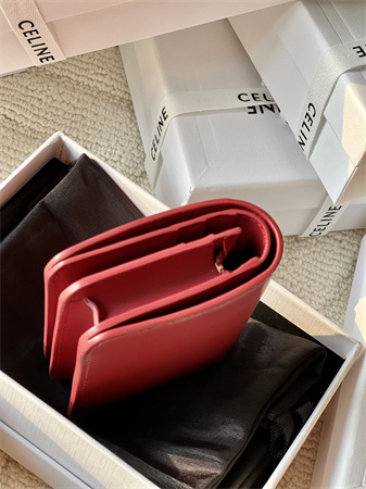 Celine TRIOMPHE COMPACT WALLET in Shiny calfskin Red