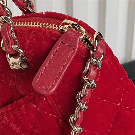 Chanel Clutch With Chain Woolen Fabric Gold Tone Metal Red AP3354