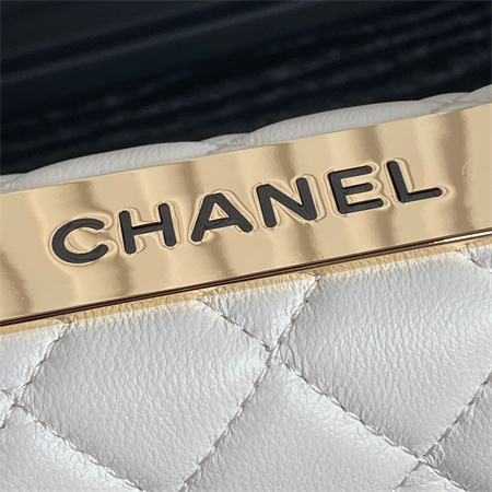 Chanel Clutch With Chain Lambskin Gold Tone Metal White AP4184