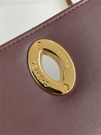 Chanel Vintage Classic Flap Bag Calfskin Gold Tone Metal Burgundy A2218