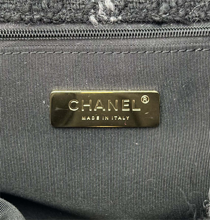 Chanel 19 Bag Tweed Gold Tone Black/Grey AS1160