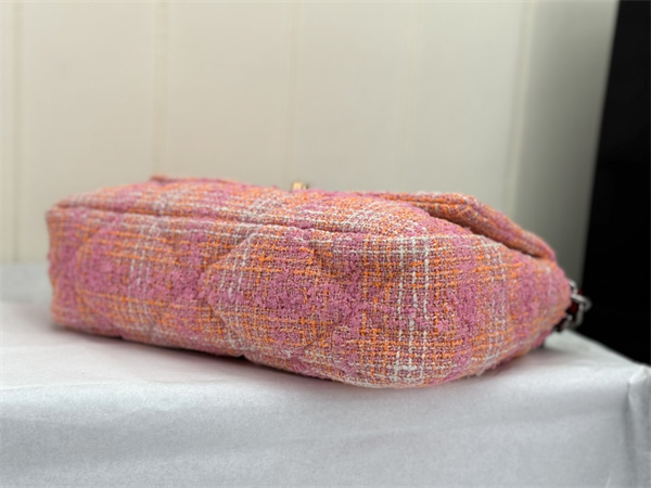 Large Chanel 19 Bag Tweed Gold Tone Pink AS1161