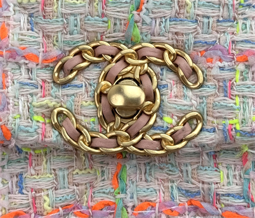 Large Chanel 19 Bag Tweed Gold Tone Multicolor AS1161
