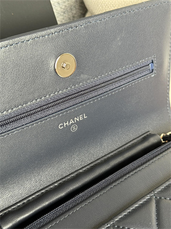 Chanel Wallet On Chain Lambskin Silver Tone Metal Navy AP0250