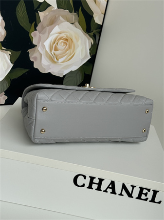 Chanel Large Coco Handle Bag Grained Calfskin Lt Gold Metal Grey A92991