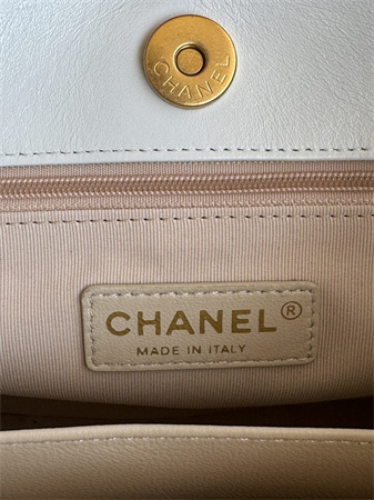 Chanel Hobo Handbag Shiny Crumpled  Calfskin Gold Tone Metal White AS4322