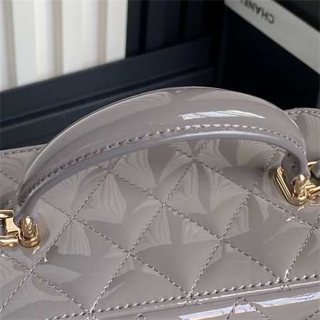 Chanel Vanity With Chain Patent Calfskin Gold-Tone Metal Grey AP2199