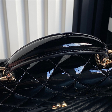 Chanel FLAP PHONE HOLDER WITH CHAIN Patent Calfskin Gold-Tone Metal Black AP3226