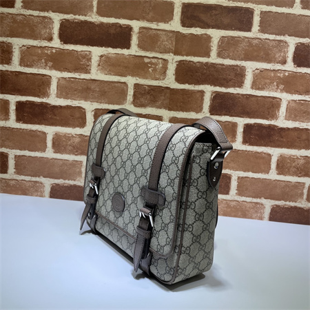 Gu.cci Small messenger bag GG Supreme canvas 658542